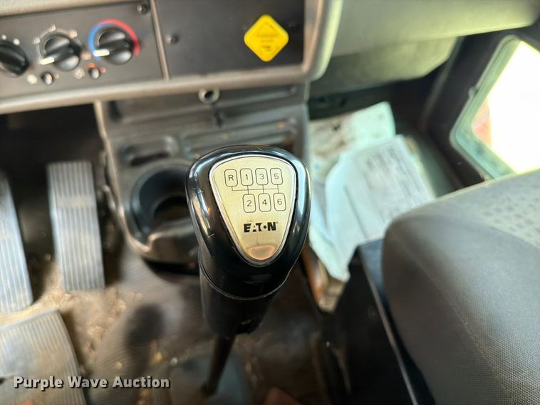 image for item EF1397 2016 Kenworth T3 Series fuel truck