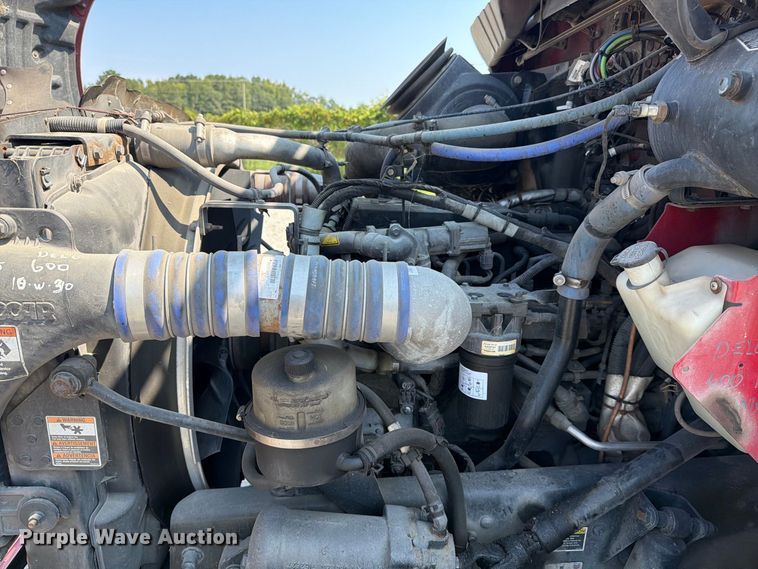 image for item EF1397 2016 Kenworth T3 Series fuel truck