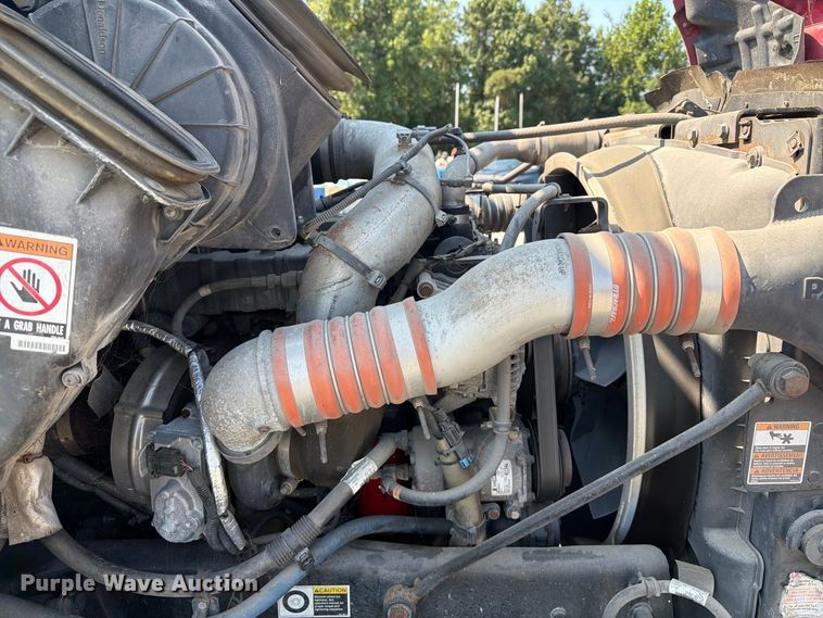 image for item EF1397 2016 Kenworth T3 Series fuel truck