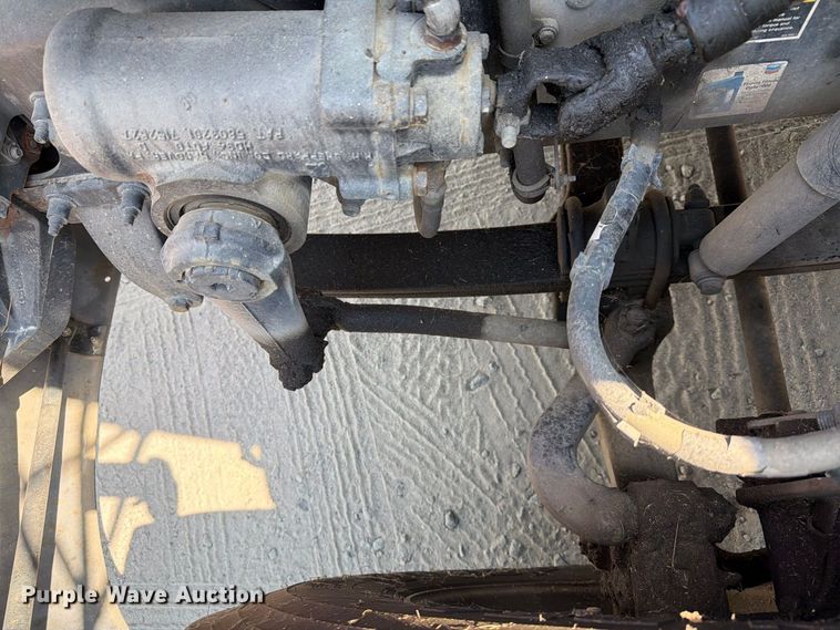 image for item EF1397 2016 Kenworth T3 Series fuel truck