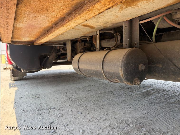 image for item EF1397 2016 Kenworth T3 Series fuel truck