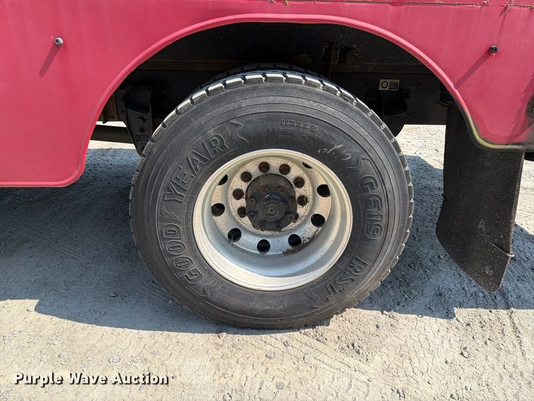 image for item EF1397 2016 Kenworth T3 Series fuel truck