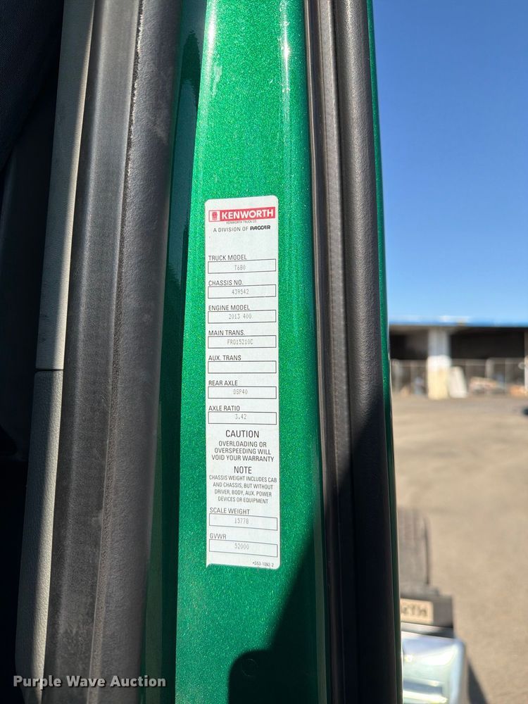 image for item EL2649 2015 Kenworth T680 semi truck