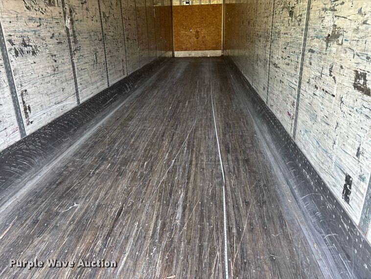 image for item ER3278 2004 Wabash dry van trailer
