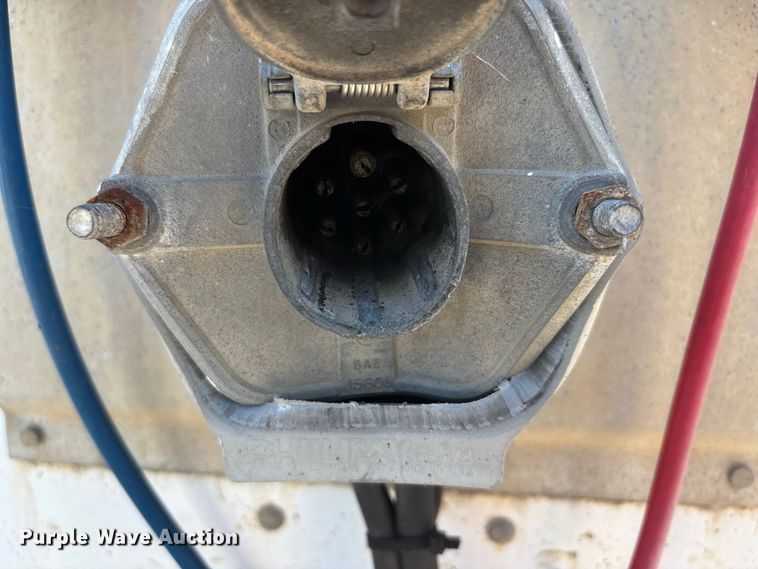 image for item ER3279 2005 Wabash dry van trailer