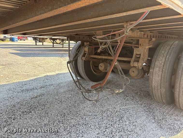 image for item ER3279 2005 Wabash dry van trailer
