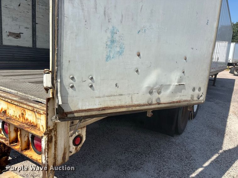 image for item ER3279 2005 Wabash dry van trailer