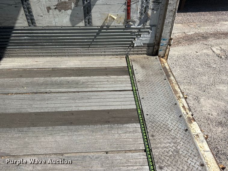image for item ER3279 2005 Wabash dry van trailer