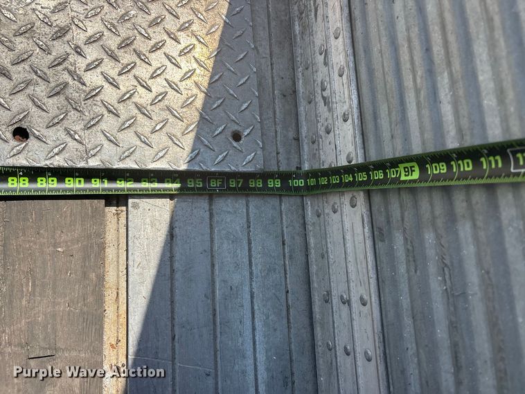 image for item ER3279 2005 Wabash dry van trailer