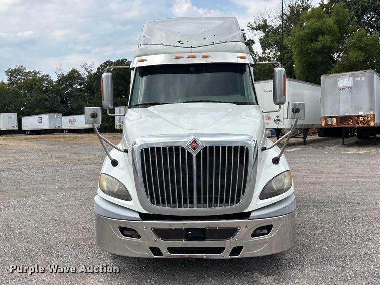 2017 International LF687 PROSTAR+