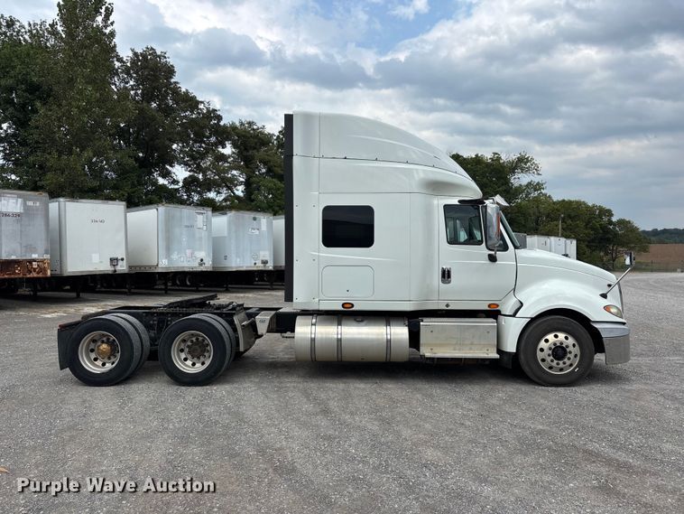 2017 International LF687 PROSTAR+
