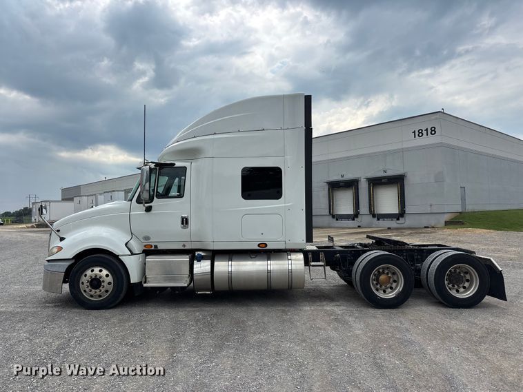 2017 International LF687 PROSTAR+