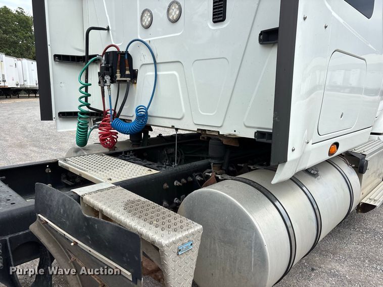 2017 International LF687 PROSTAR+