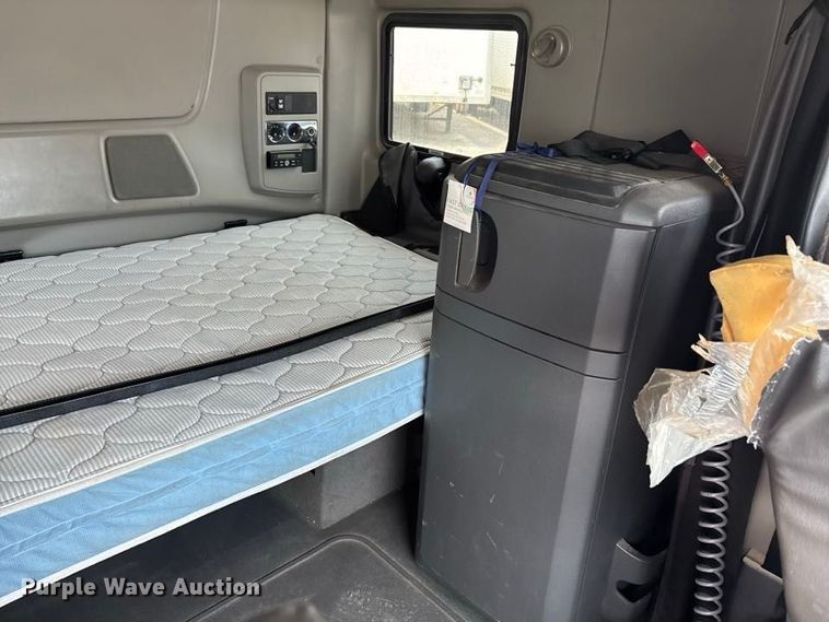 2017 International LF687 PROSTAR+
