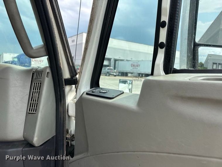 2017 International LF687 PROSTAR+