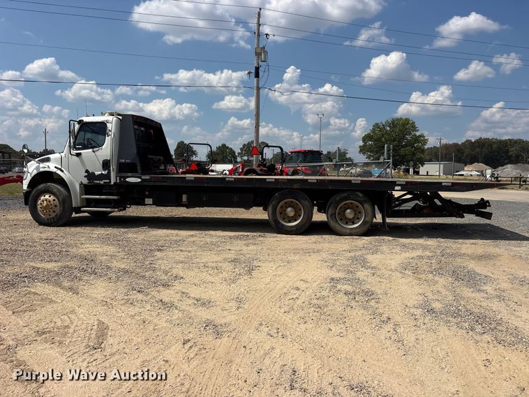 image for item ES8103 2012 Freightliner Business Class M2 rollback truck