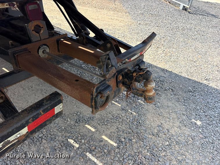 image for item ES8103 2012 Freightliner Business Class M2 rollback truck