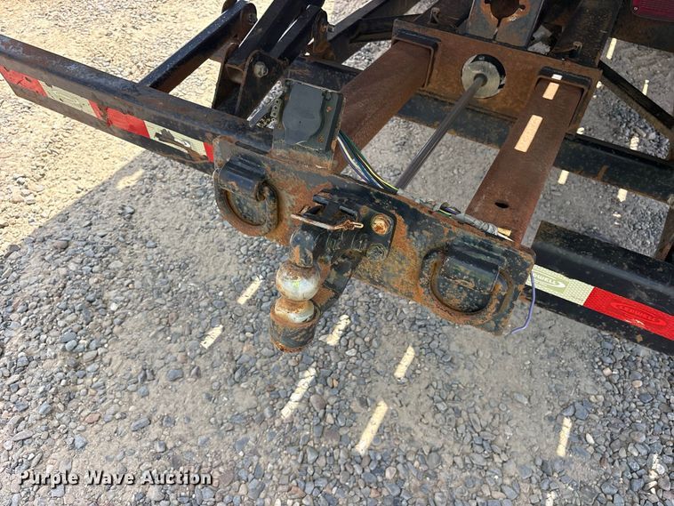 image for item ES8103 2012 Freightliner Business Class M2 rollback truck