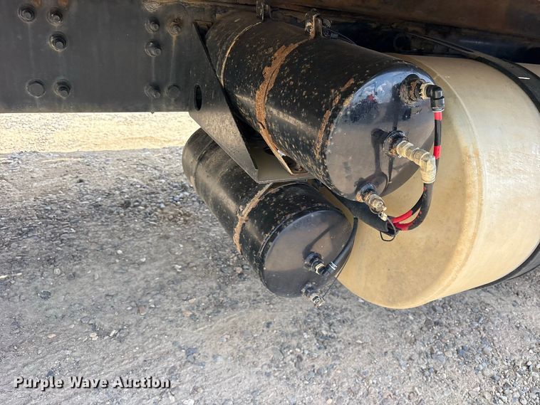 image for item ES8103 2012 Freightliner Business Class M2 rollback truck