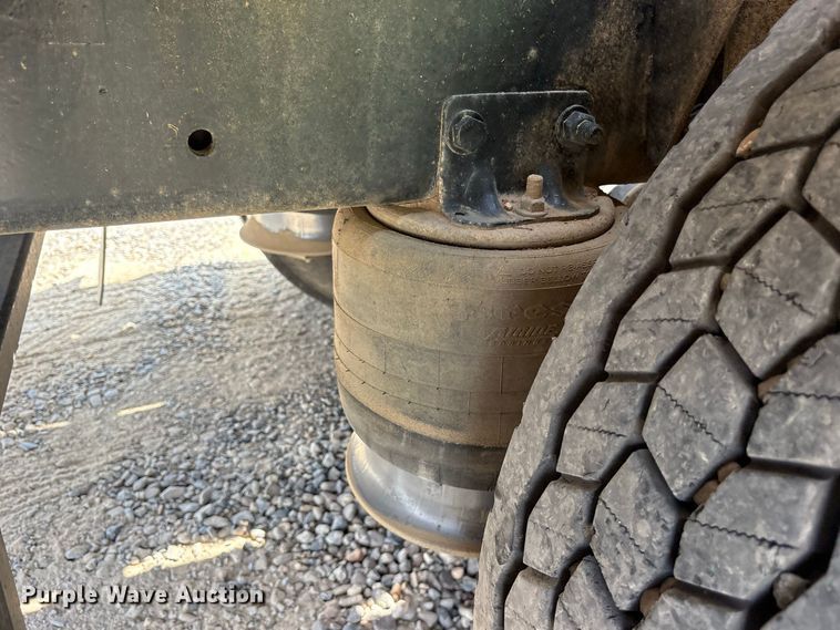 image for item ES8103 2012 Freightliner Business Class M2 rollback truck