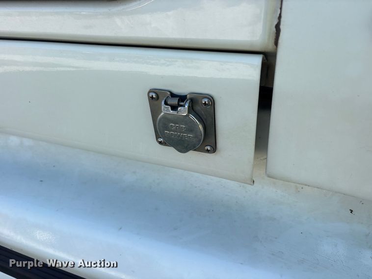 image for item ET0404 2015 International ProStar 122 semi truck