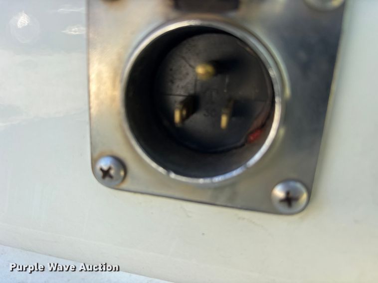 image for item ET0404 2015 International ProStar 122 semi truck