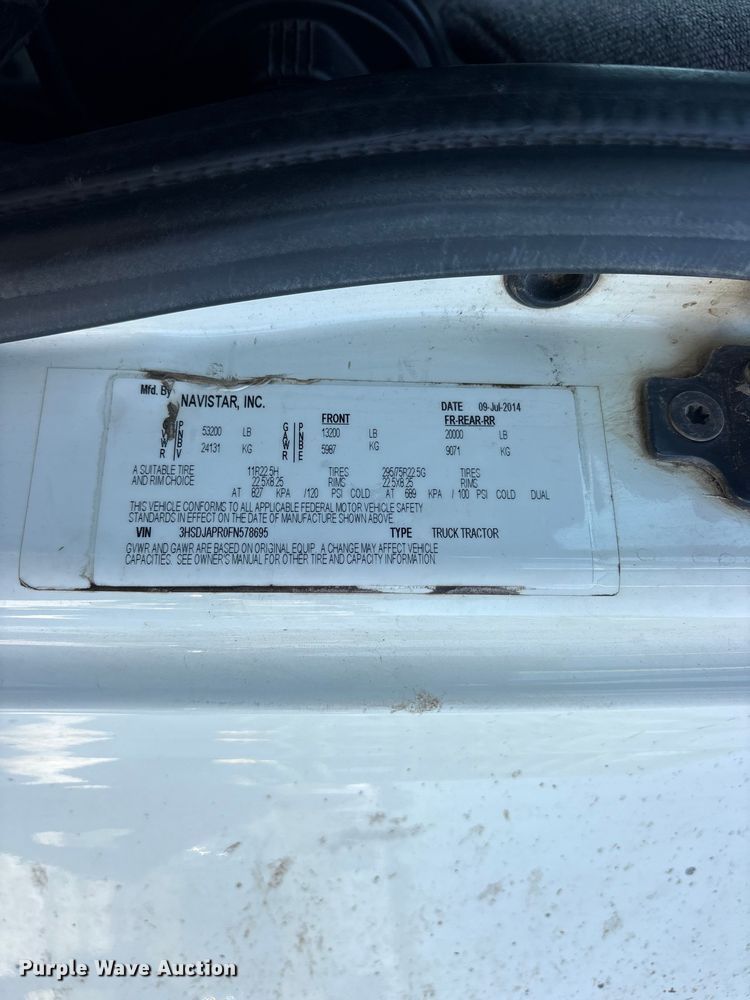 image for item ET0404 2015 International ProStar 122 semi truck