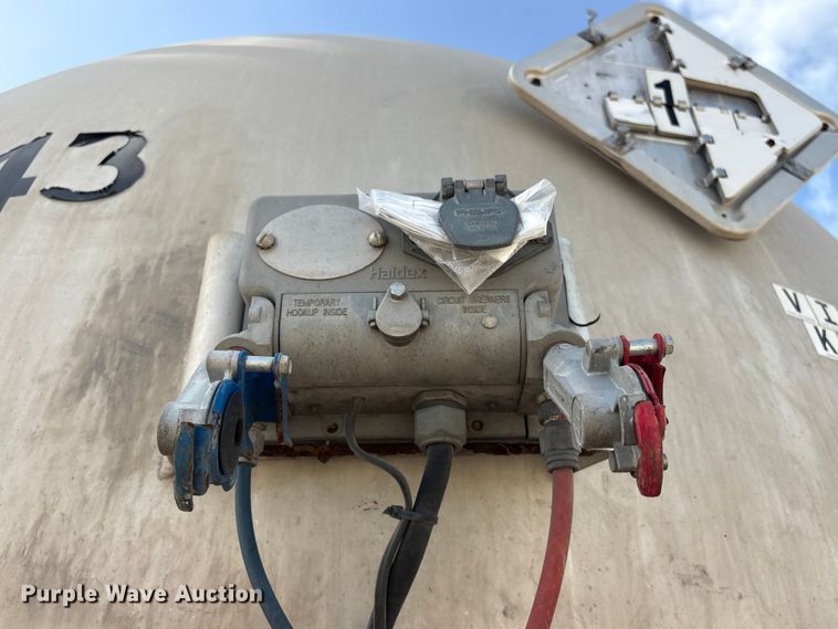 image for item EU0816 2013 Heil Trailer International fuel trailer
