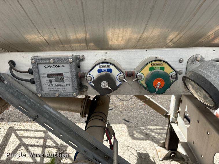 image for item EU0822 2013 Heil Trailer International fuel tank