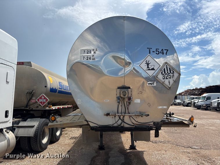 image for item EU0824 1998 Polar fuel trailer