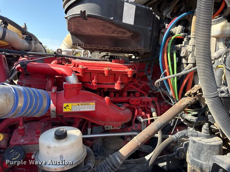image for item EV6115 2016 Peterbilt 567 