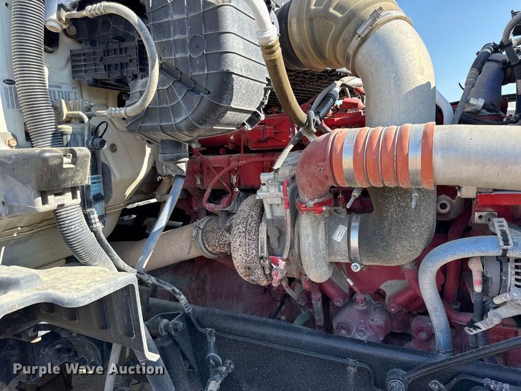 image for item EV6115 2016 Peterbilt 567 