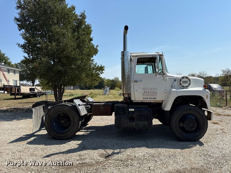 image for item EV6151 1982 Ford LN9000 semi truck
