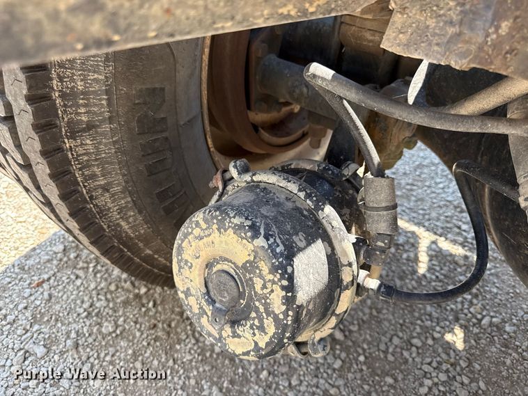 image for item EV6151 1982 Ford LN9000 semi truck