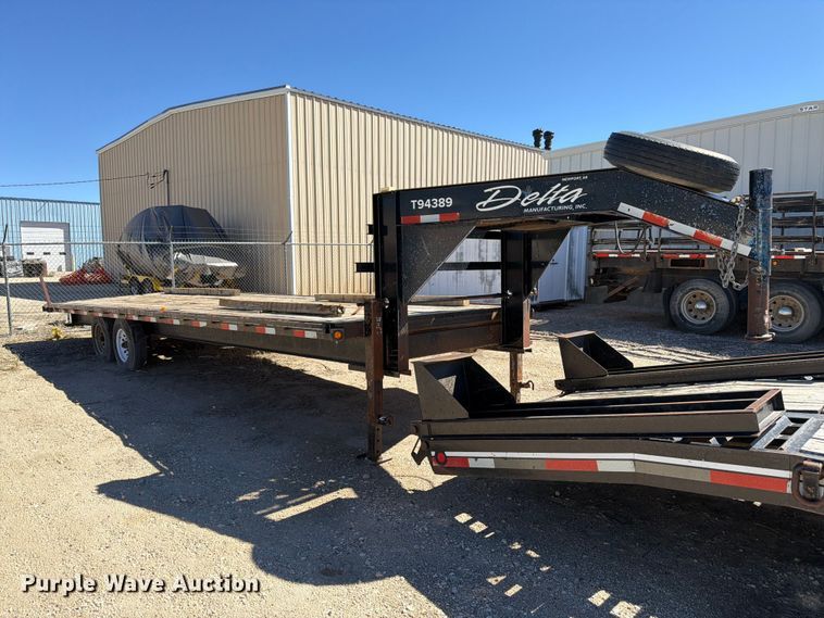 image for item EW2237 2009 Delta Manufacturing  FS equipment trailer