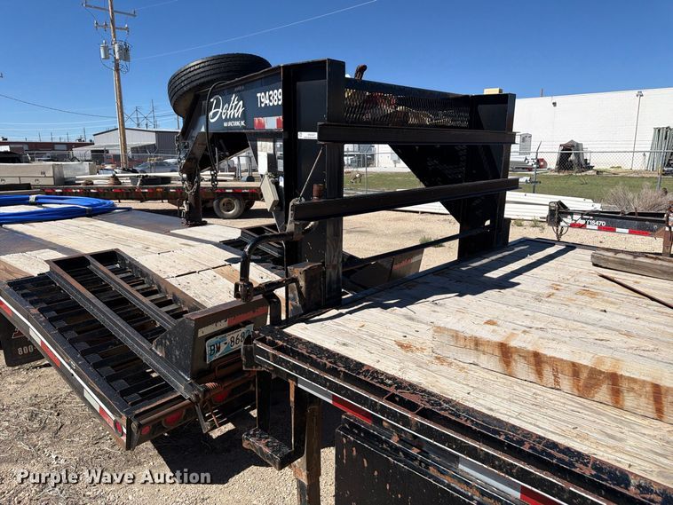 image for item EW2237 2009 Delta Manufacturing  FS equipment trailer