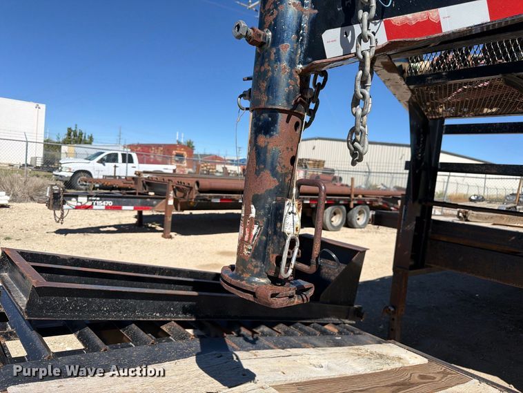 image for item EW2237 2009 Delta Manufacturing  FS equipment trailer
