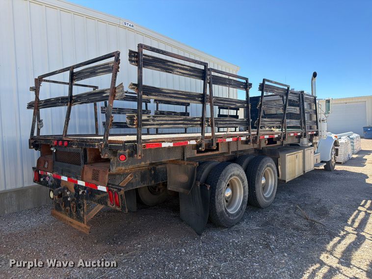 image for item EW2238 1998 Peterbilt 379 flatbed truck