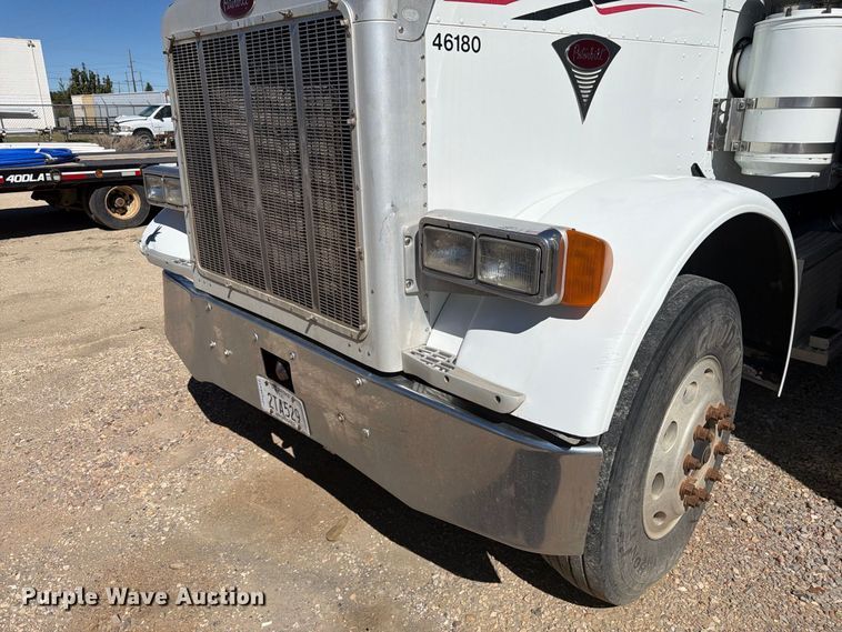 image for item EW2238 1998 Peterbilt 379 flatbed truck