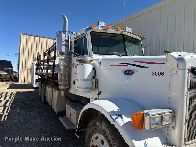 image for item EW2238 1998 Peterbilt 379 flatbed truck