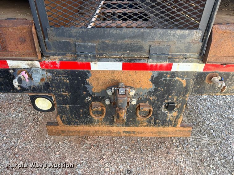 image for item EW2238 1998 Peterbilt 379 flatbed truck