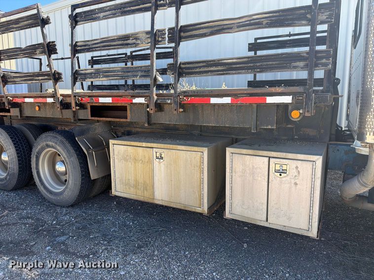 image for item EW2238 1998 Peterbilt 379 flatbed truck