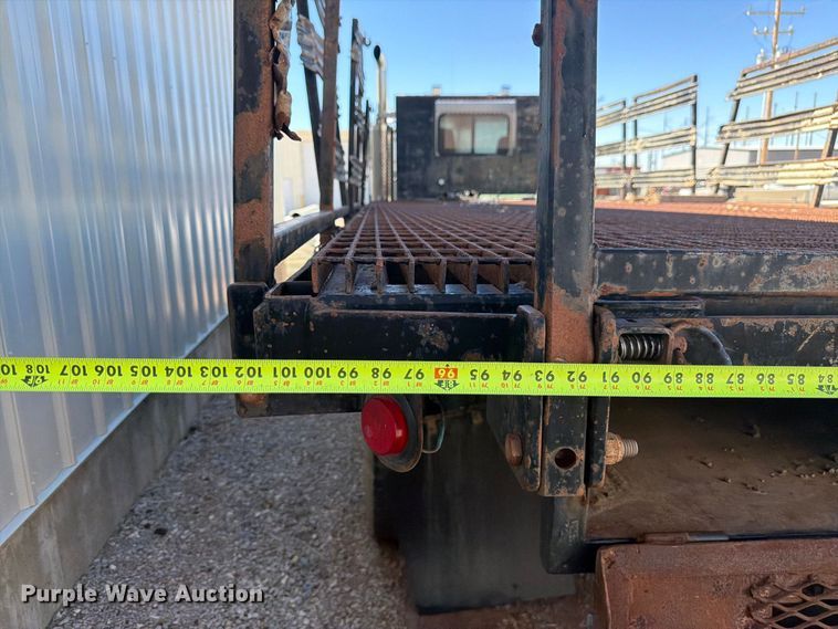 image for item EW2238 1998 Peterbilt 379 flatbed truck