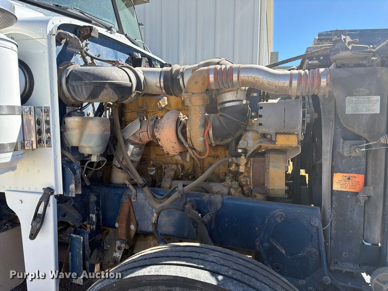 image for item EW2238 1998 Peterbilt 379 flatbed truck