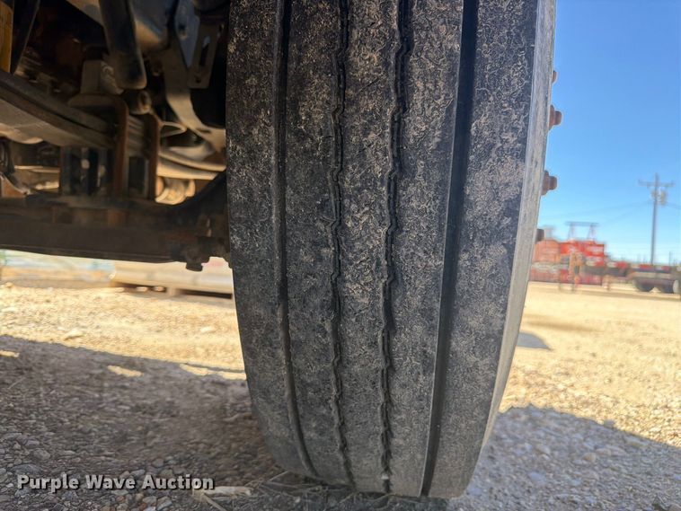 image for item EW2238 1998 Peterbilt 379 flatbed truck
