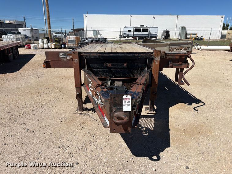 image for item EW2240 2009 Delta Manufacturing  FS equipment trailer