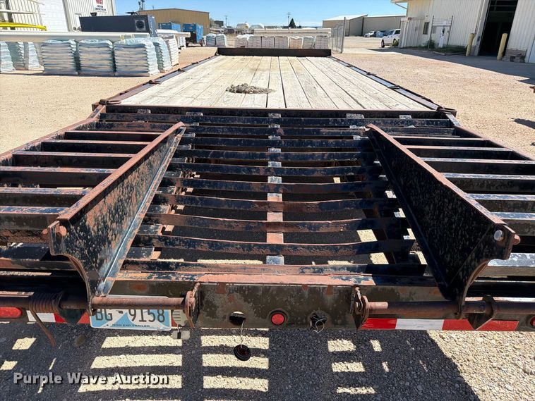 image for item EW2240 2009 Delta Manufacturing  FS equipment trailer