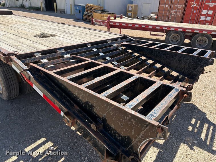 image for item EW2240 2009 Delta Manufacturing  FS equipment trailer