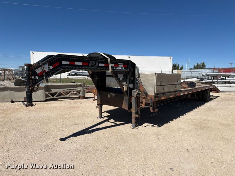 image for item EW2242 2014 PJ equipment trailer