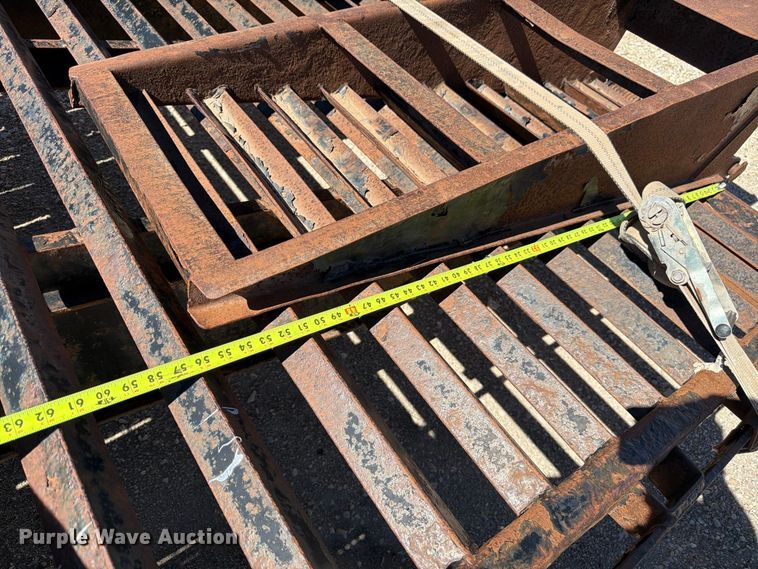image for item EW2242 2014 PJ equipment trailer
